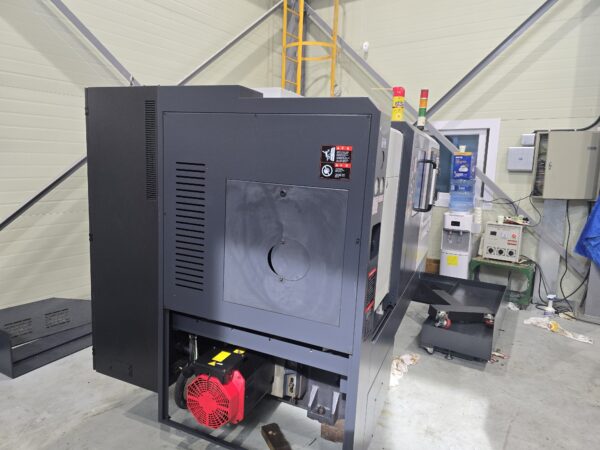 SMEC SL2000 8 İNÇ CNC TORNA - 640 SAATTE