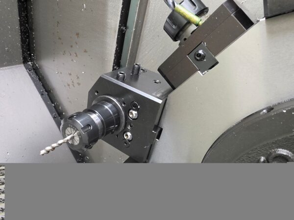 L2100Y (7) HYUNDAİ WİA L2100Y 8 İNÇ C Y EKSEN CNC TORNA