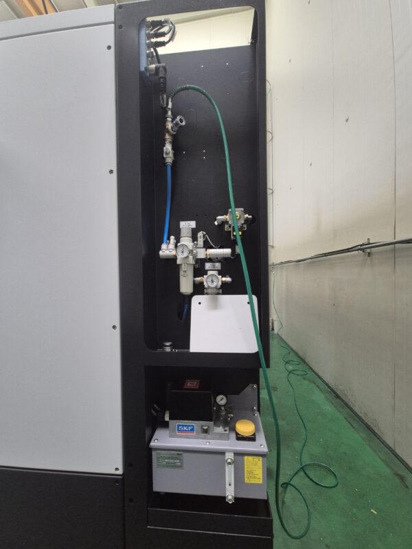 PUMA 4100LM DN SOLUTIONS 2024 C EKSEN CNC TORNA - 500 SAATTE
